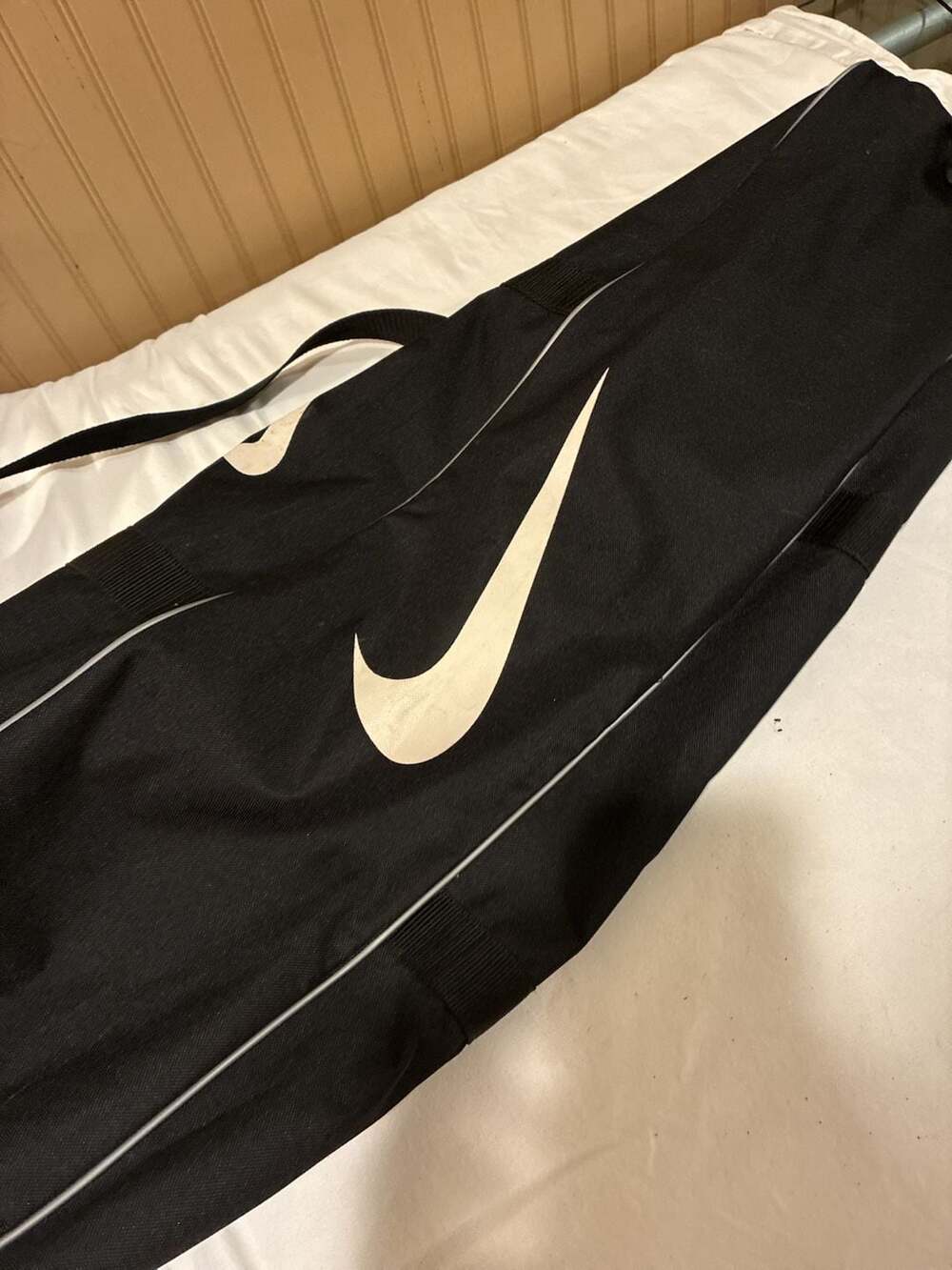 Nike Vintage Black Baseball Softball Bat Player Carry Duffel Bag BS0040 001